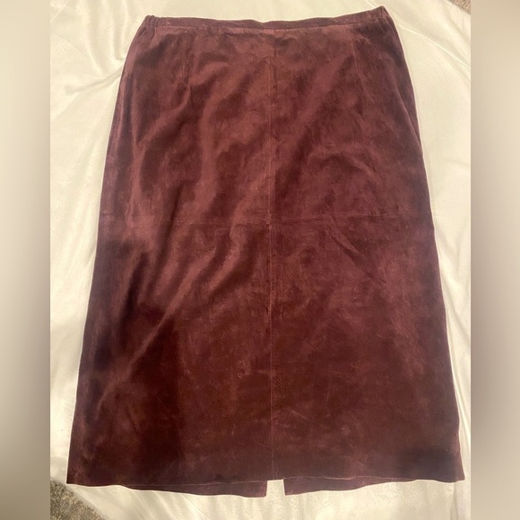 St. John's Bay Dresses & Skirts - St John’s Bay plussize suede leather purple long maxi skirt sz 20w, zip up, rare